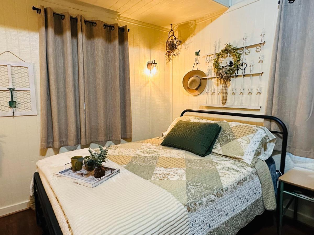 Acorn Hideaways Canton Unwind At Green Gables Suite For Up To 3 المظهر الخارجي الصورة